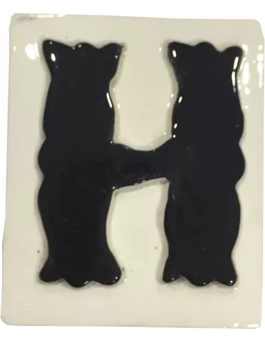 LETRAS Y NUMEROS "H" 8x10 RELIEVE