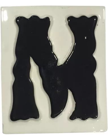 LETRAS Y NUMEROS "M" 8x10 RELIEVE