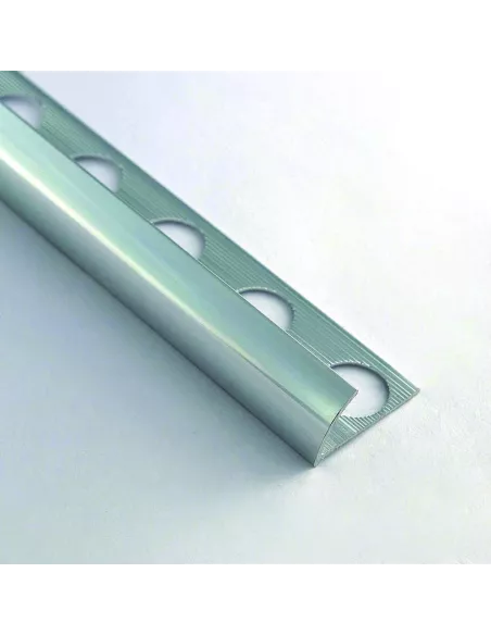 CANTONERA REDONDA ALUMINIO PLATA BRILLO 105X2600