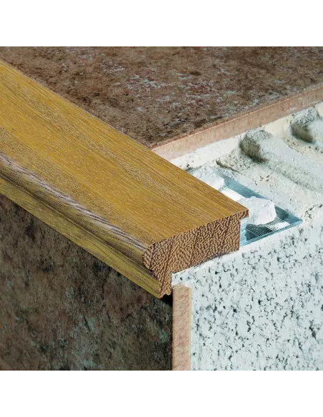 N-PELDAÑO ROMANO ALUM+MAD. ROBLE-55 17x1500